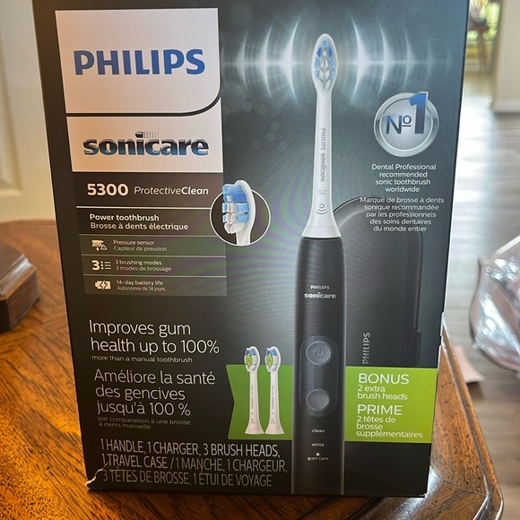 Philips Sonicare ProtectiveClean 5300 Rechargeable Electric Toothbrush - Picture 1 of 2